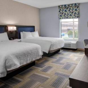 Фотографии гостиницы 
            Hampton Inn & Suites Syracuse North Airport Area