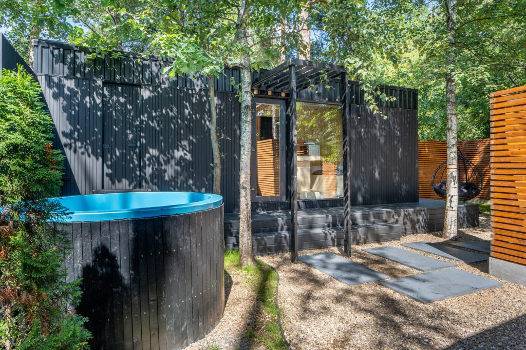 Фотография Коттеджа Частный дом Домик для двоих с купелью и сауной