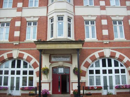 Фотография гостевого дома Albion Guest House & Apartments