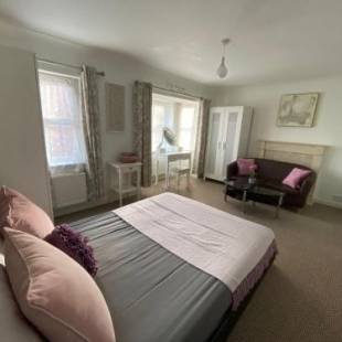 Фотографии гостевого дома
Wilce House