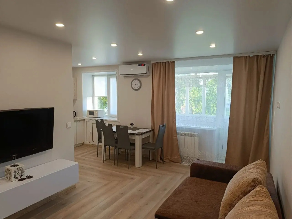 Фотография квартиры Квартира Уютная 3-к квартира для 6 гостей у Метро