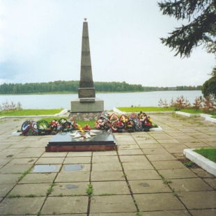 Фотография достопримечательности Мемориал павшим в годы ВОВ