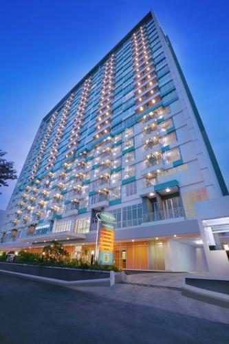 Фотография гостиницы Harper MT Haryono by ASTON