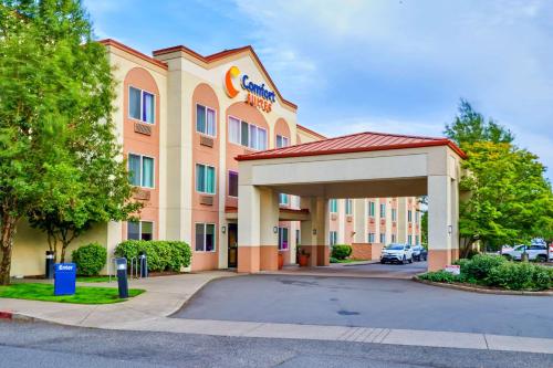 Фотография гостиницы Comfort Suites Springfield RiverBend Medical