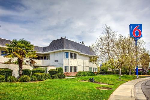 Фотография гостиницы Motel 6-Fairfield, CA - North