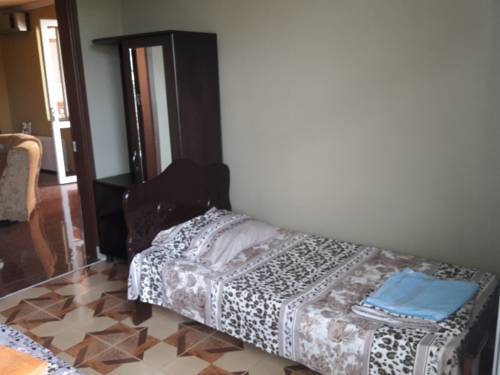 Фотографии гостевого дома
Guest house White House