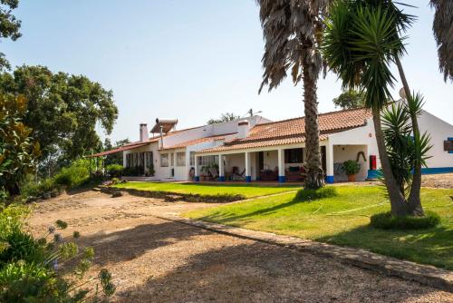 Фотография гостевого дома Monte Pedras Negras