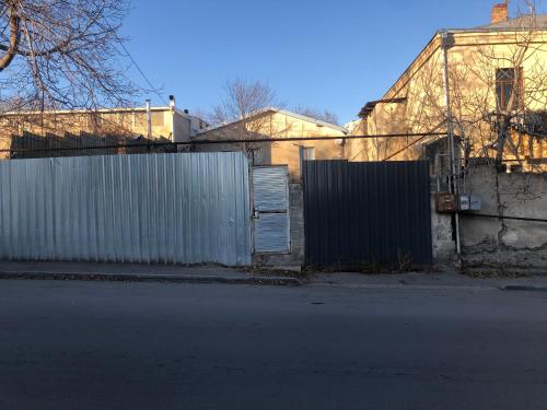 Фотография гостевого дома Home with private yard