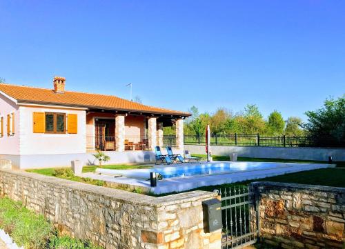 Фотография гостевого дома Villa Daisy