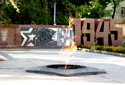 Фотографии достопримечательности 
            Братская могила советских воинов