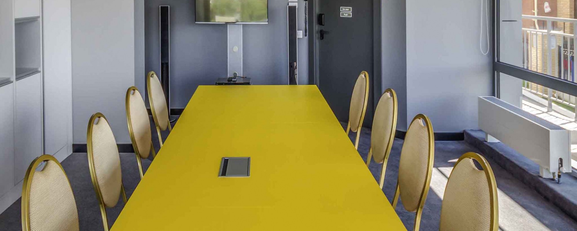 Фотографии конференц-зала Зал Сура