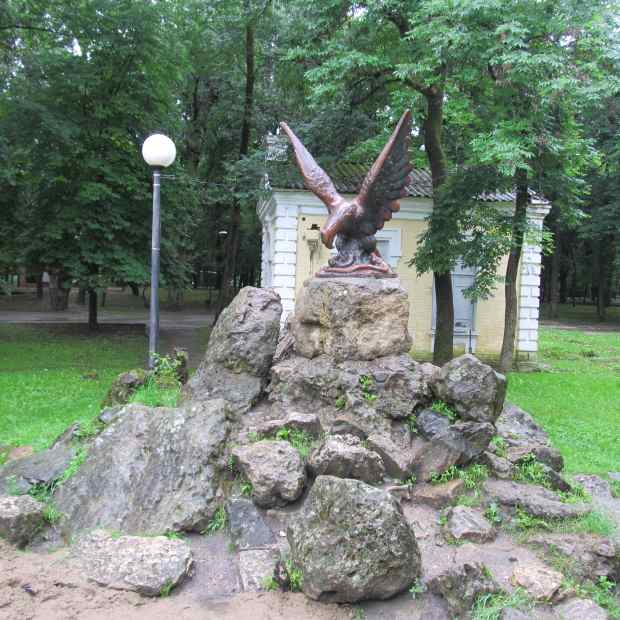 Фотография памятника Скульптура Орел