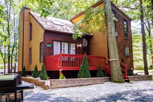 Фотографии гостевого дома
3 Bedroom Adventure Chalet, Near the best of the Poconos