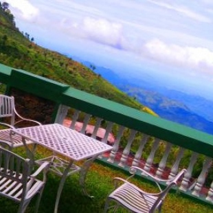 Фотография гостиницы Srilak View Holiday Inn