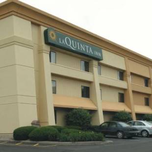 Фотографии гостиницы
La Quinta Inn by Wyndham Indianapolis Airport Executive Dr