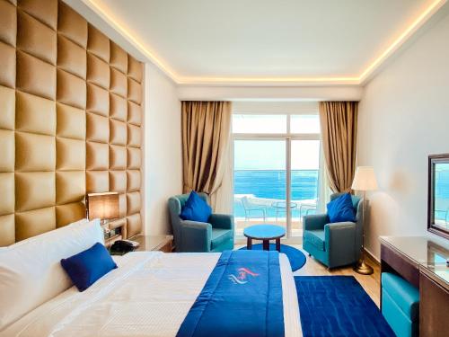 Фотографии гостиницы 
            Mirage Bab Al Bahr Beach Hotel