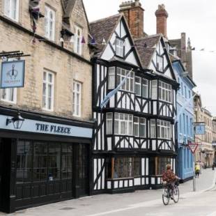 Фотографии гостиницы
The Fleece at Cirencester