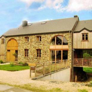 Фотографии гостевого дома
Fort-like Holiday Home in Sart-Bertrix, a drive away from Luxembourg