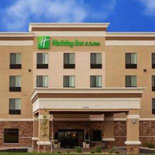 Фотографии гостиницы 
            Holiday Inn Express & Suites Pueblo, an IHG Hotel