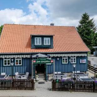 Фотографии гостиницы
Hotel Garni und Gaststätte Zum Holzfäller