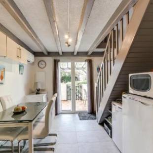 Фотографии гостевого дома
Maison de 2 chambres a Saint Cyprien Plage a 300 m de la plage avec jardin amenage et wifi