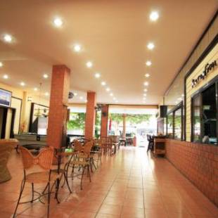 Фотографии гостиницы
Chaba Chalet Hotel