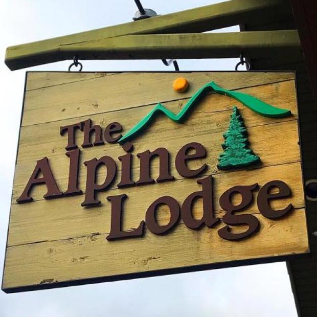Фотографии мотеля 
            The Alpine Lodge