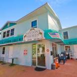 Фотография мотеля Daytona Shores Inn and Suites