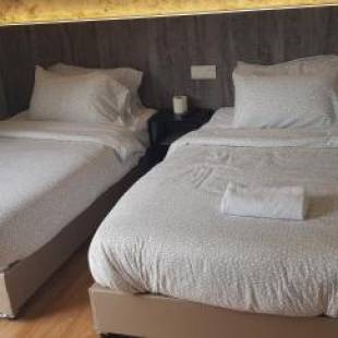 Фотографии гостиницы 
            OYO 90020 Amoris Grand Event Space