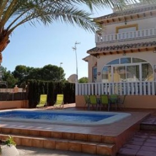 Фотография гостевого дома Los Dolses Don Juan,villa avec piscine privée