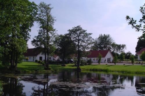 Фотографии базы отдыха
Lille Grynborg