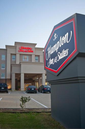 Фотография гостиницы Hampton Inn & Suites Denison