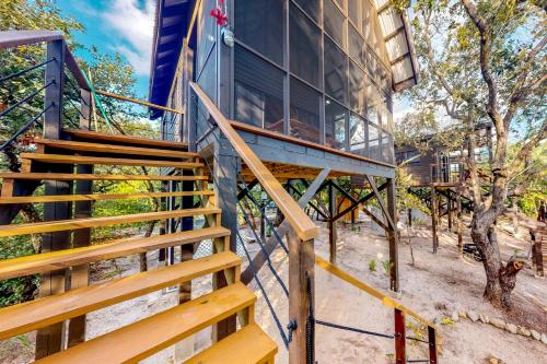 Фотография гостевого дома Inn The Trees Cabañas