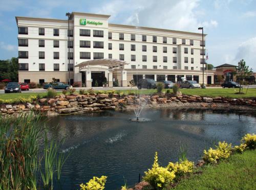 Фотография гостиницы Holiday Inn Carbondale - Conference Center, an IHG Hotel
