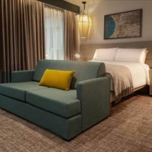 Фотографии гостиницы 
            Staybridge Suites London Heathrow - Bath Road, an IHG Aparthotel