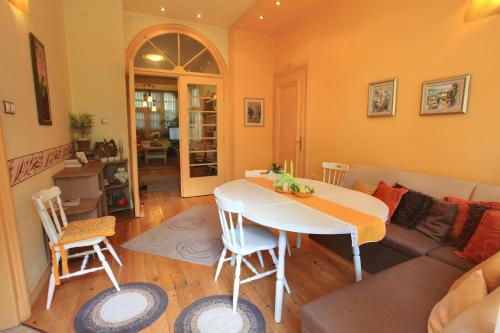 Фотография гостевого дома TOMOVI HOME - Three bedrooms City center