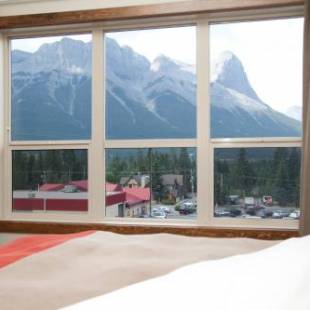 Фотографии гостиницы 
            Fire Mountain Lodge