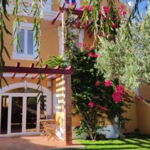 Фотографии гостевого дома 
            Casa da Foz - Charming House near beach and lagoon for families and groups