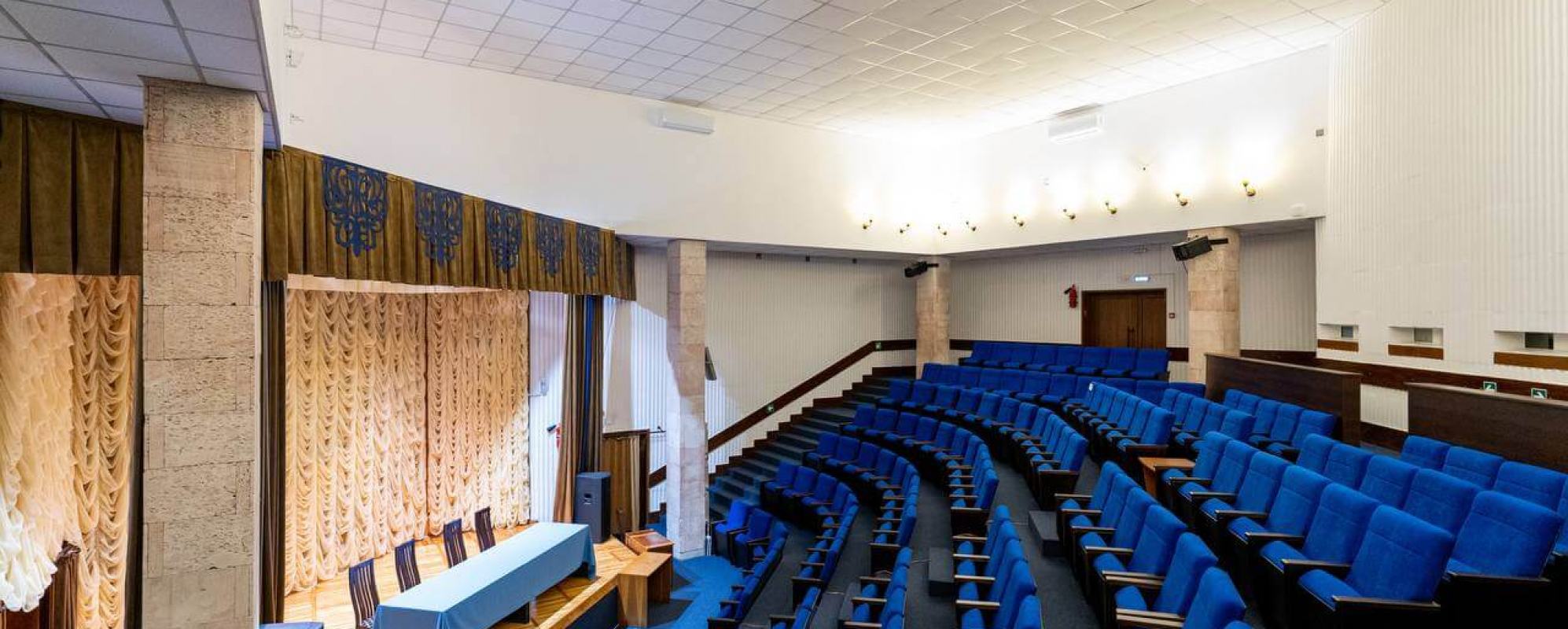 Фотографии конференц-зала Орен-Крым