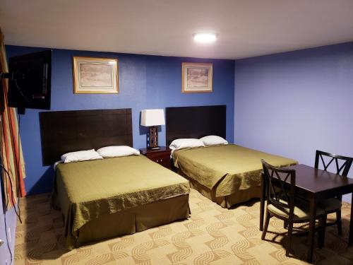 Фотография гостиницы TRADE WINDS MOTEL