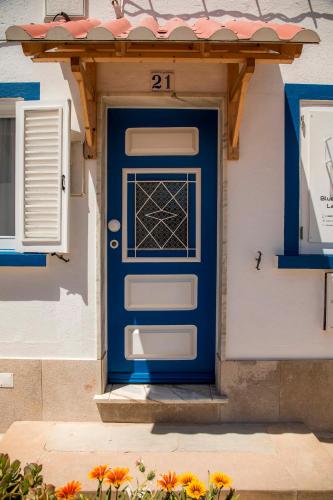 Фотографии мини отеля
Blue Door Lagos