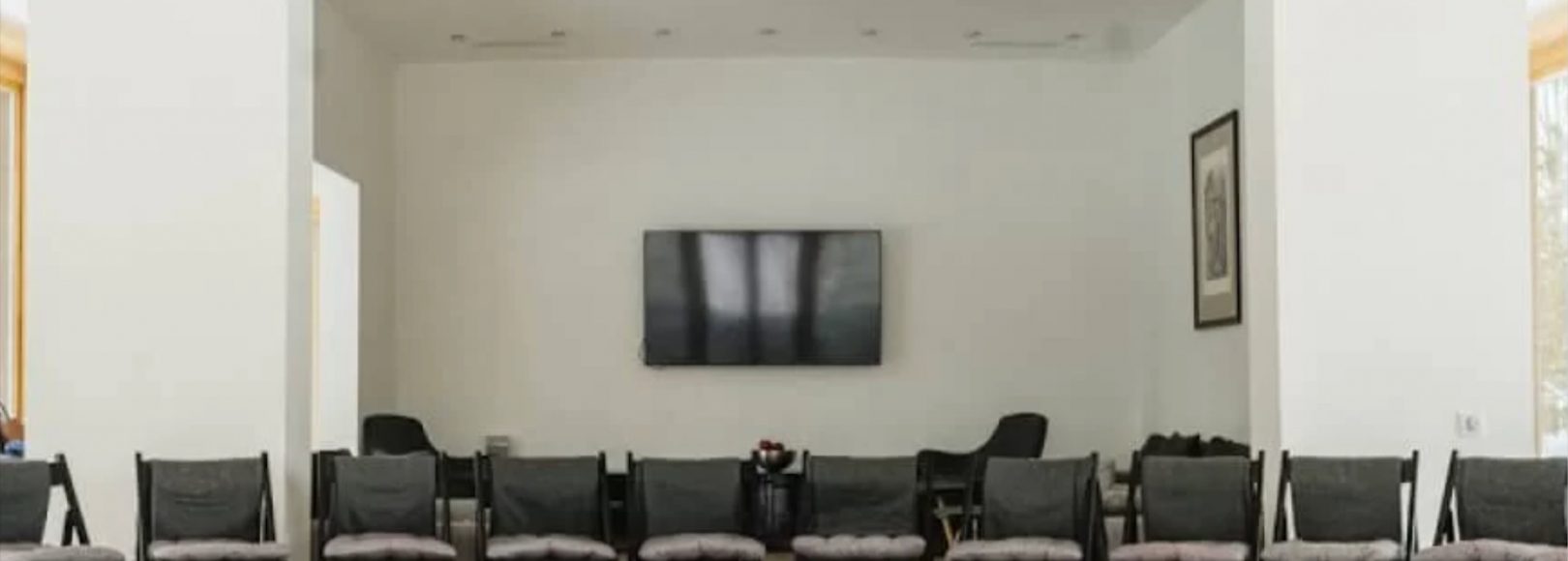 Фотография конференц-зала Workation