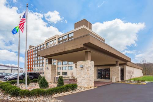 Фотография гостиницы Holiday Inn Express & Suites Ft. Washington - Philadelphia, an IHG Hotel