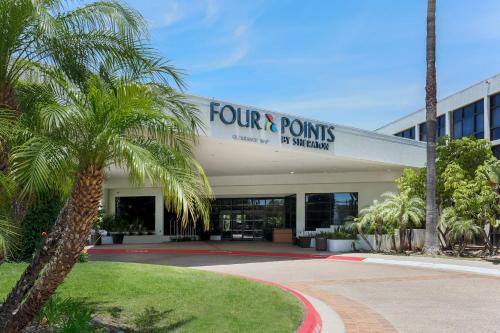 Фотографии гостиницы 
            Four Points by Sheraton San Diego
