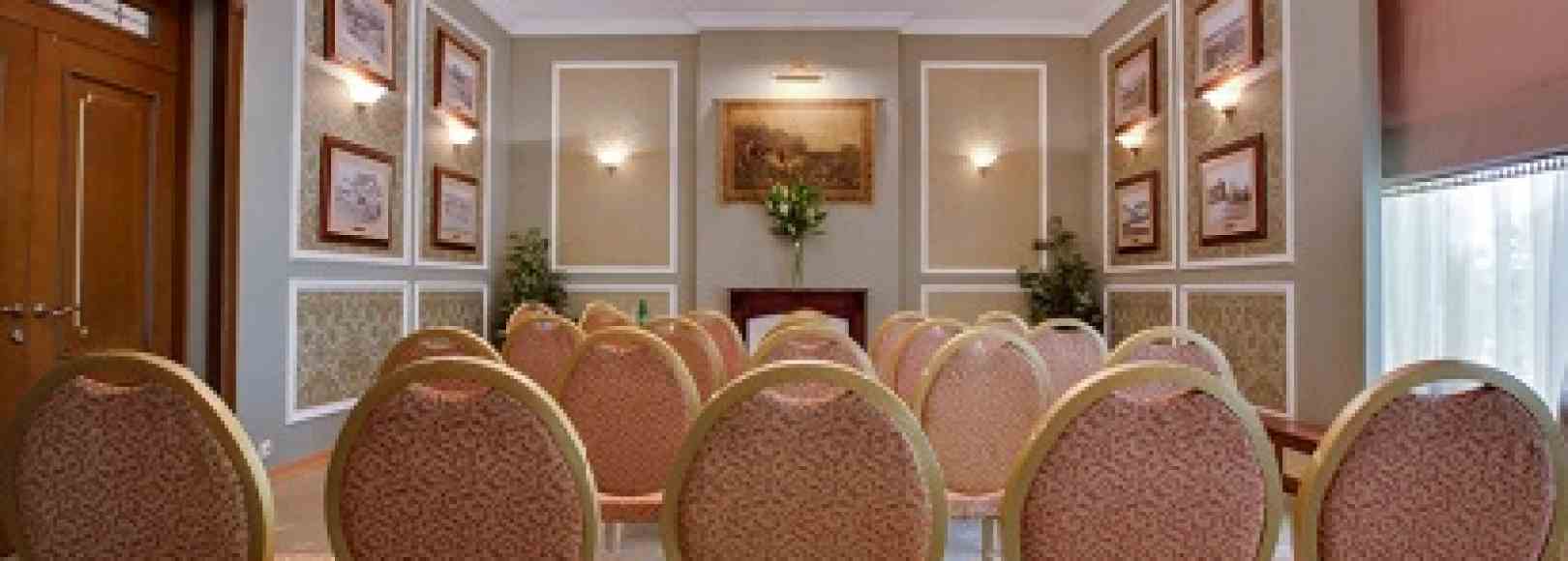 Фотография конференц-зала Каминный