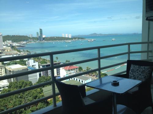 Фотография апарт отеля View Talay 6 Pattaya Beach Apartment by Honey