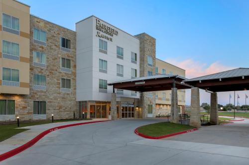 Фотография гостиницы Fairfield Inn & Suites by Marriott Decatur at Decatur Conference Center