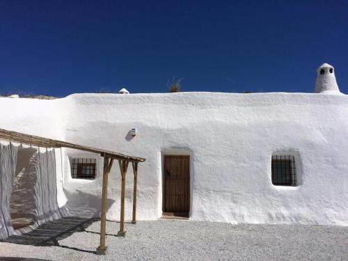 Фотография гостевого дома Cuevas del Cipres