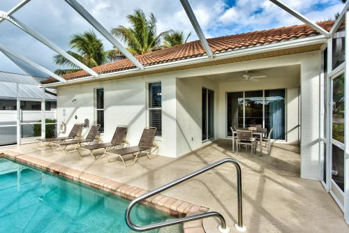 Фотография гостевого дома Neapolitan Vacation Rental