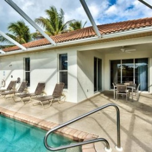 Фотография гостевого дома Neapolitan Vacation Rental